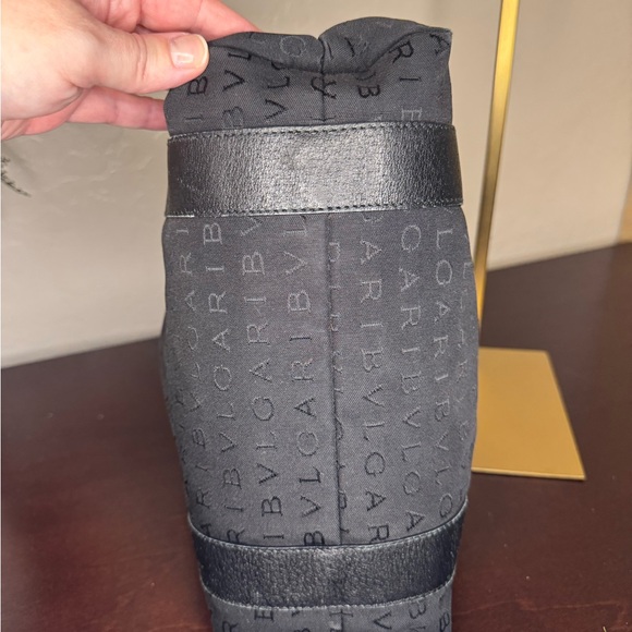 EUC BVLGARI Tote - Picture 6 of 9